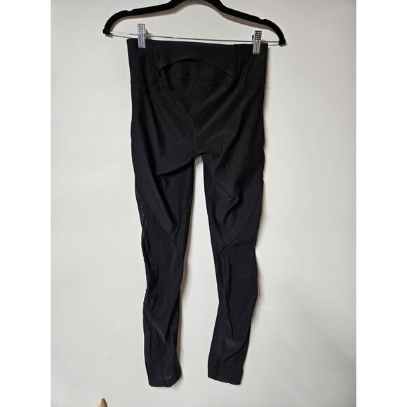 Under Armour Women’s Black Fitted Leggings Heatgear Compression- Small - Picture 2 of 6